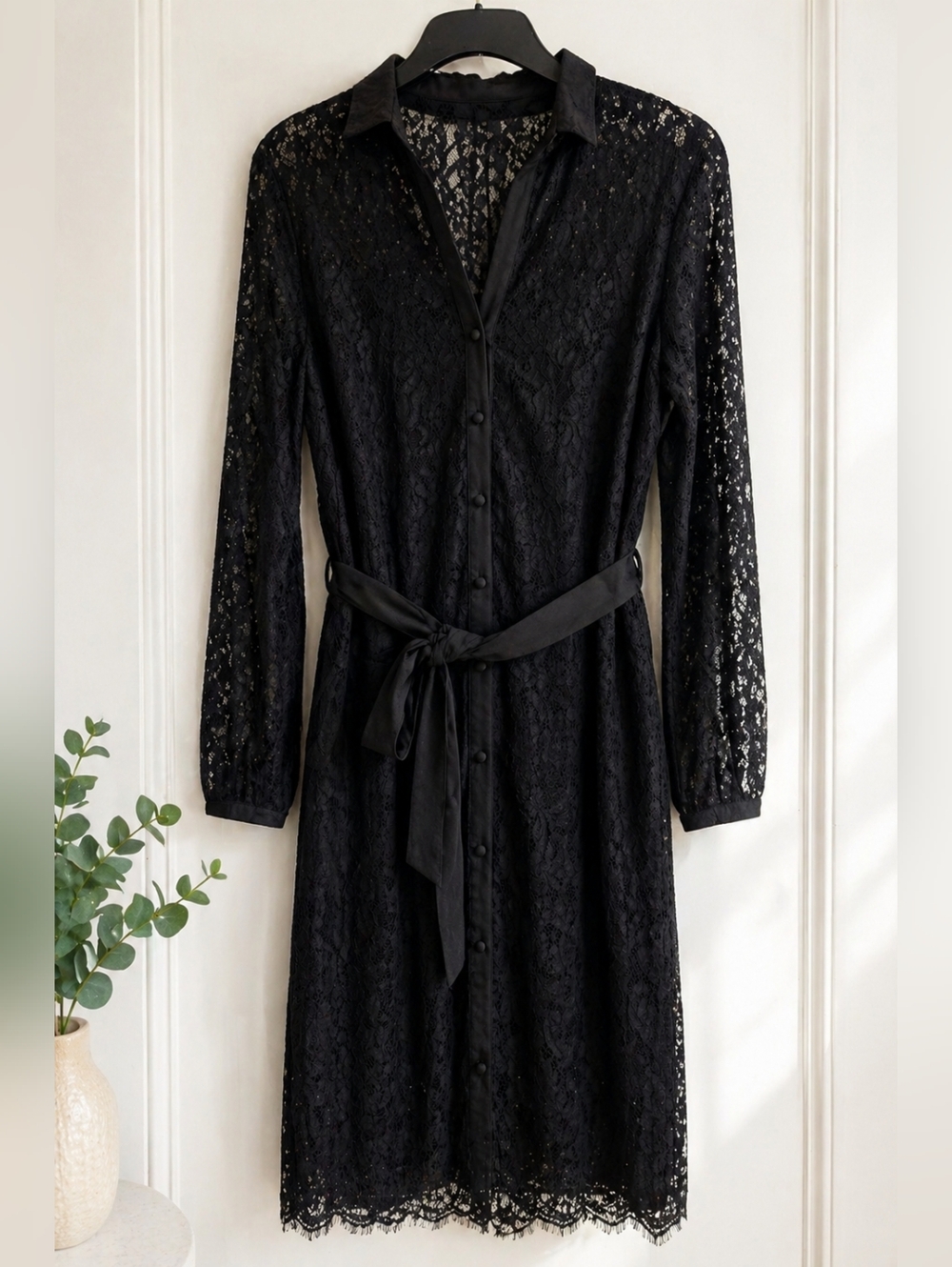 Elegant Black Lace Shirt Dress 🖤